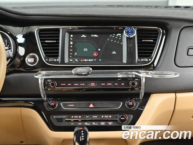 Kia All New Carnival Noblesse, 2016 14