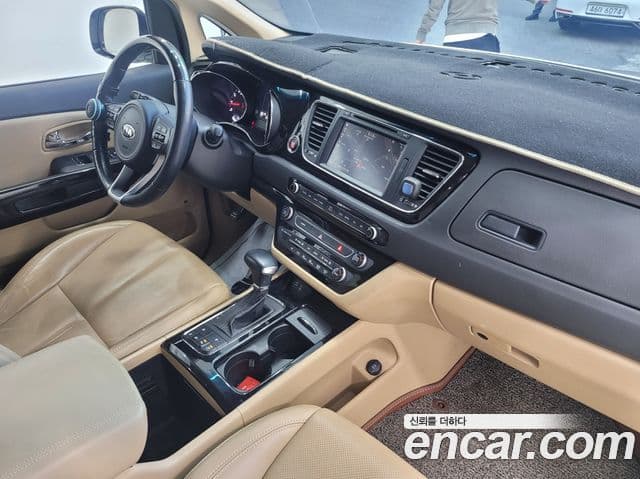 Kia All New Carnival Noblesse, 2017 7