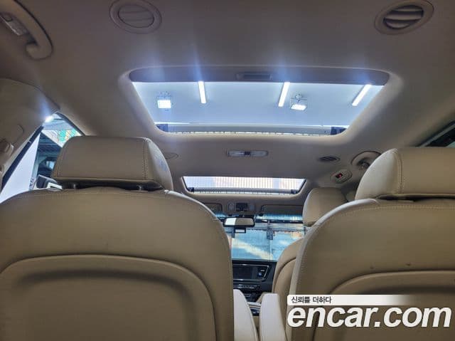 Kia All New Carnival Noblesse, 2017 10