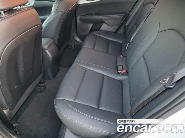 Kia The / новый New K3 2세대 Trendy, 2022 18