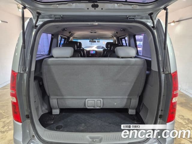 Hyundai Grand Starex CVX Deluxe, 2013 14