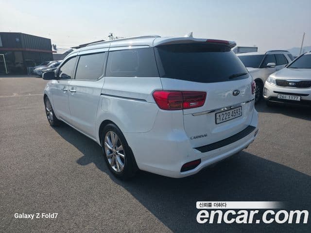 Kia The / новый New Carnival Prestige, 2020 4