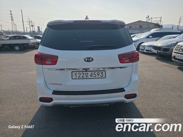 Kia The / новый New Carnival Prestige, 2020 6