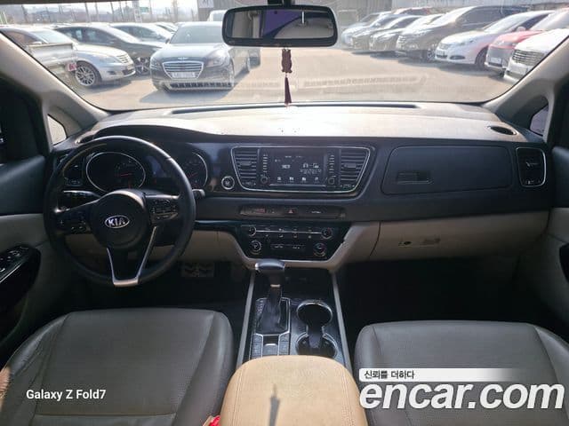 Kia The / новый New Carnival Prestige, 2020 8