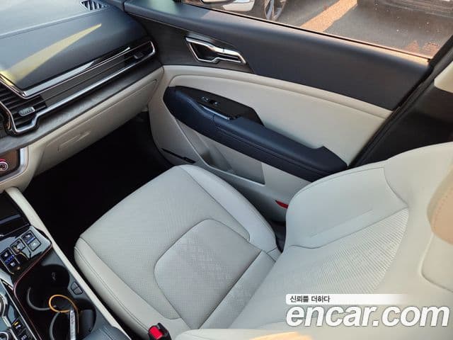 Kia Sportage 5세대 гибрид Signature Gravity 2WD, 2023 9
