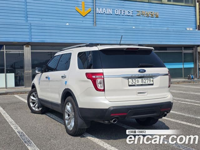 Ford Explorer 5세대, 2015 4