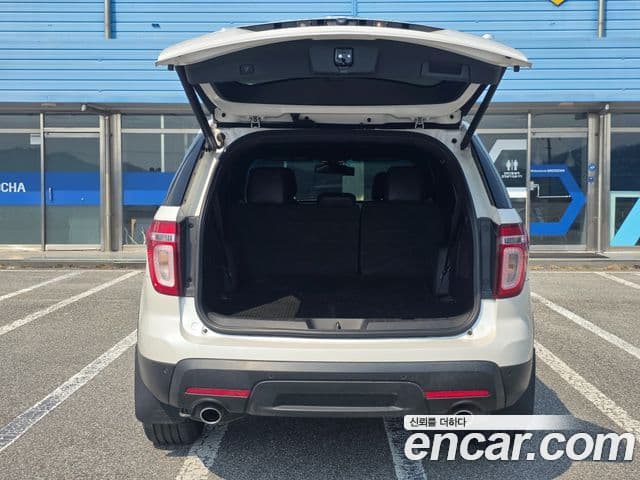 Ford Explorer 5세대, 2015 6