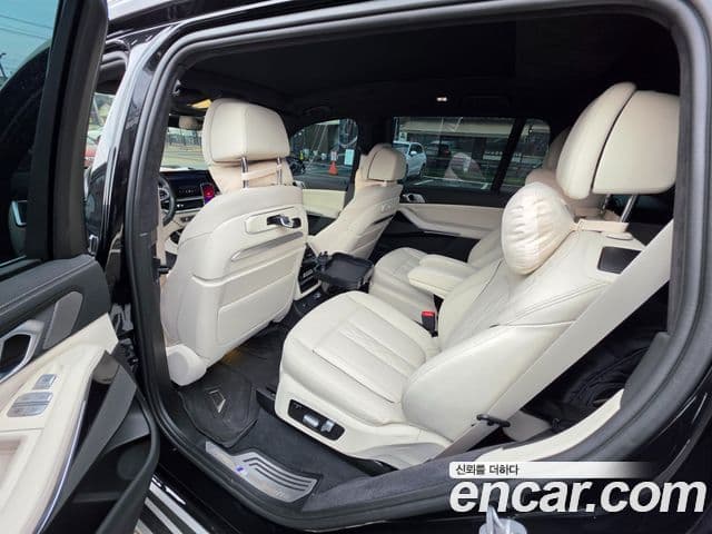 BMW X7 (G07) xDrive 40d M Sport 6인승, 2024 7