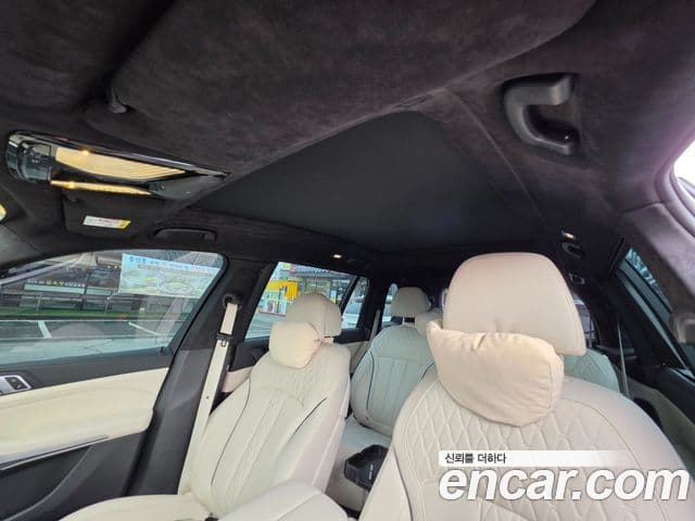 BMW X7 (G07) xDrive 40d M Sport 6인승, 2024 15