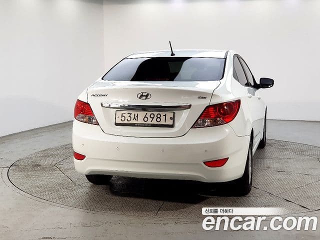 Hyundai Accent(новый кузов / новое поколение) Modern, 2014 3