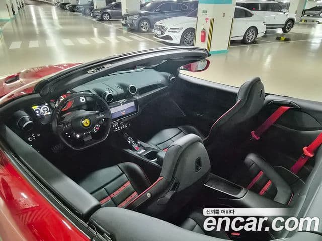 Ferrari 포르토피노 M 3.9 V8, 2022 7