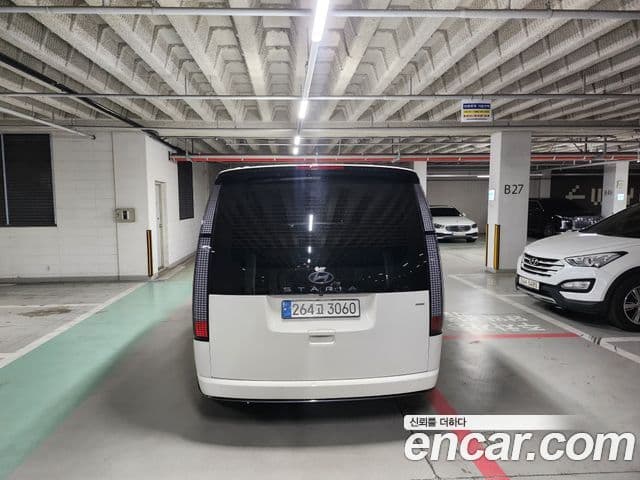 Hyundai Staria Inspiration, 2025 2