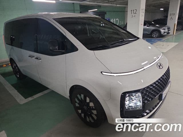 Hyundai Staria Inspiration, 2025 9