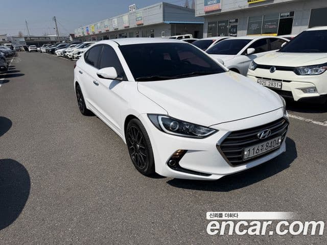 Hyundai Avante AD Modern, 2017 3