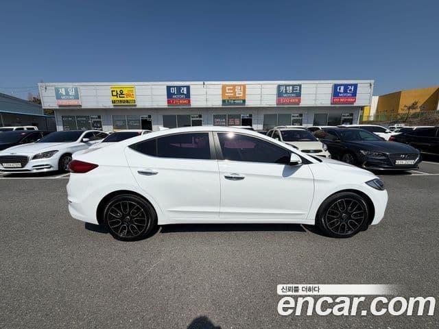 Hyundai Avante AD Modern, 2017 4