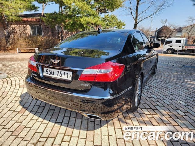 Hyundai Genesis Special, 2013 6