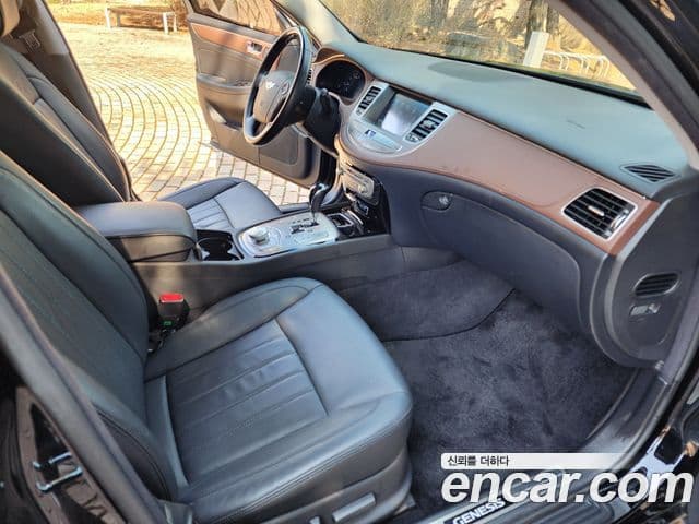 Hyundai Genesis Special, 2013 14