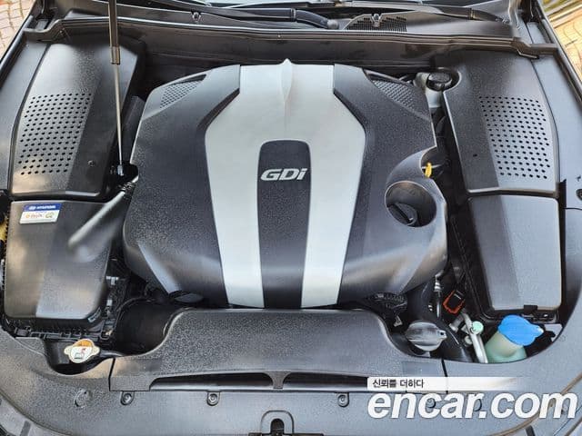 Hyundai Genesis Special, 2013 18