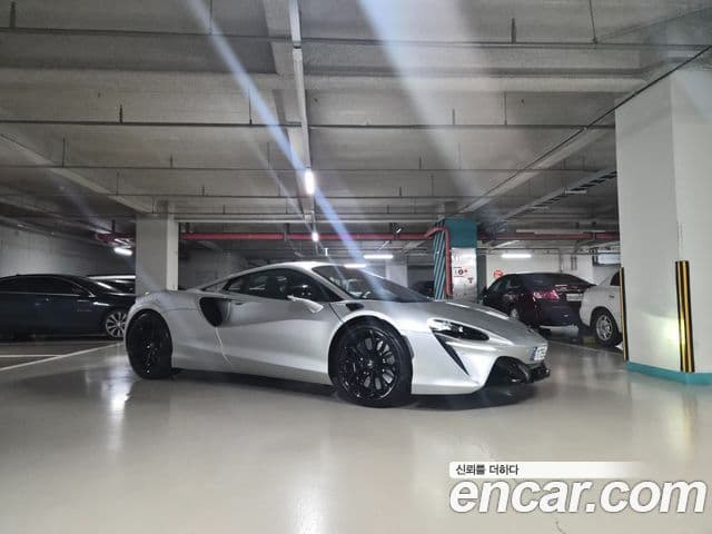 맥라렌 아투라 3.0 купе, 2023 11