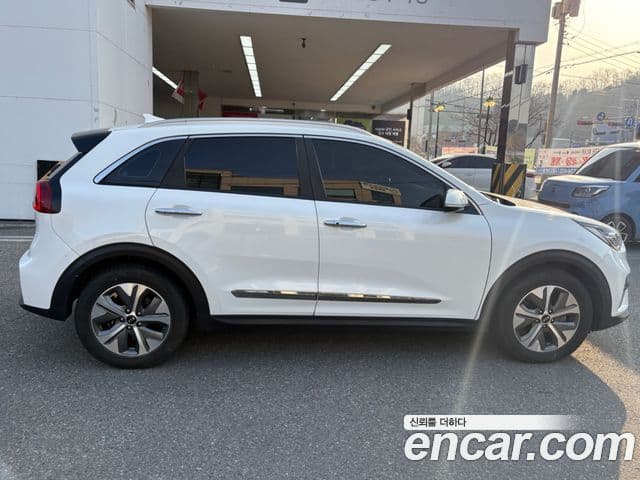 Kia Niro EV Noblesse, 2019 4
