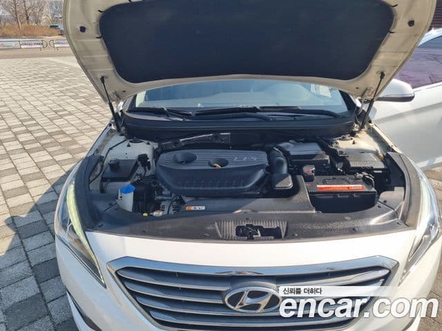 Hyundai LF Sonata Special, 2016 7