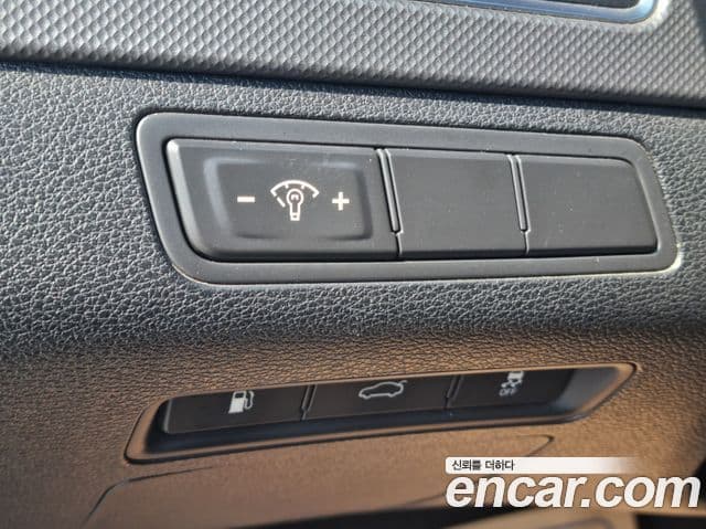 Hyundai LF Sonata Special, 2016 10