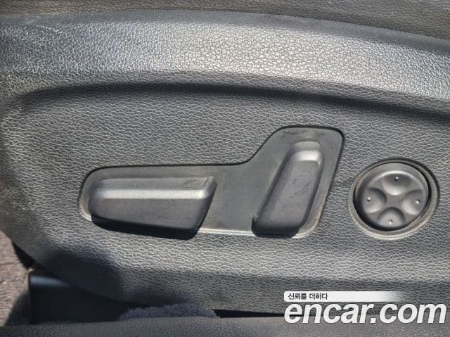 Hyundai LF Sonata Special, 2016 12