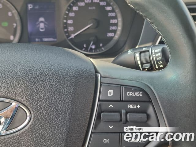 Hyundai LF Sonata Special, 2016 13