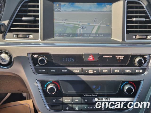 Hyundai LF Sonata Special, 2016 15