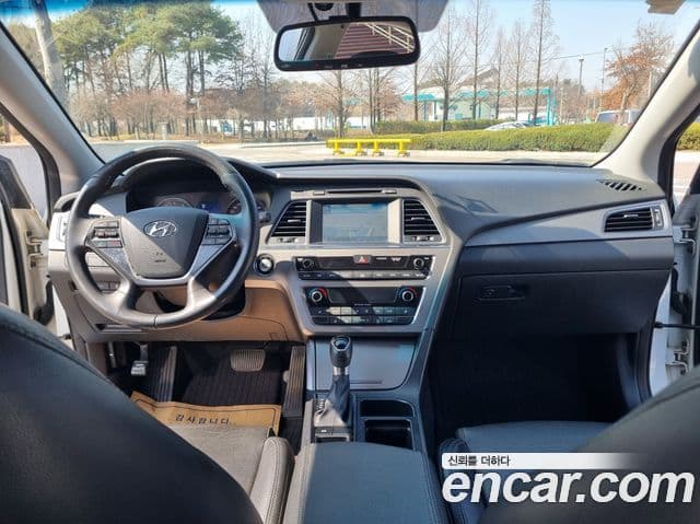 Hyundai LF Sonata Special, 2016 19