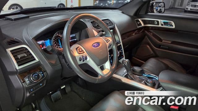 Ford Explorer 5세대, 2015 14