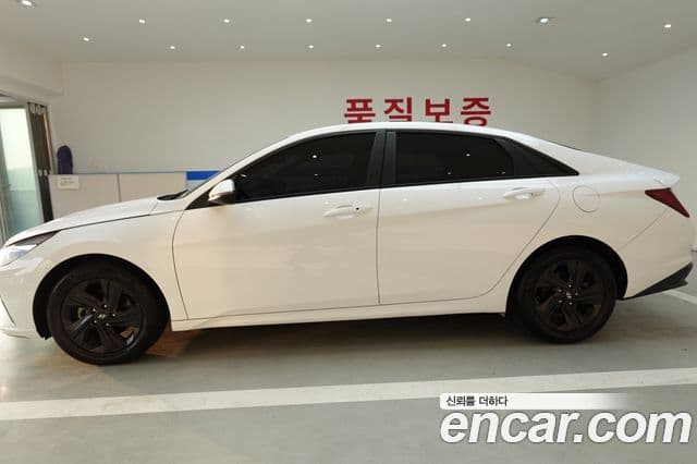 Hyundai Avante гибрид (CN7) Modern, 2023 3