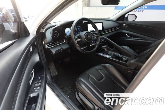 Hyundai Avante гибрид (CN7) Modern, 2023 10