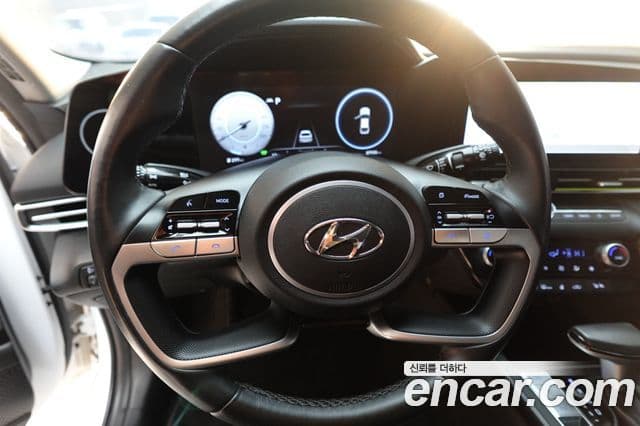 Hyundai Avante гибрид (CN7) Modern, 2023 16