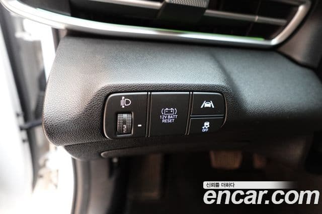 Hyundai Avante гибрид (CN7) Modern, 2023 19