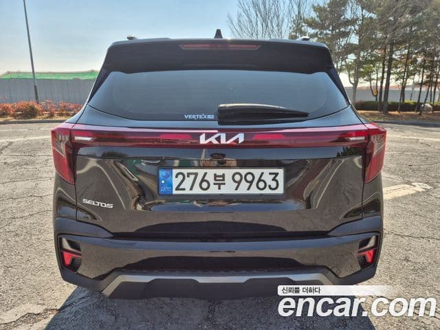 Kia The / новый New Seltos Signature, 2023 4