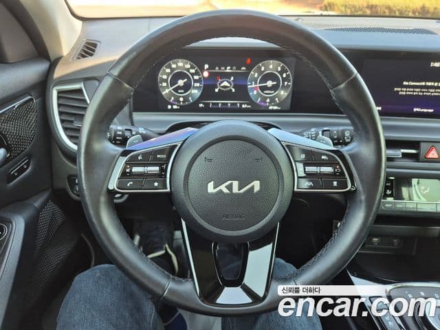 Kia The / новый New Seltos Signature, 2023 8