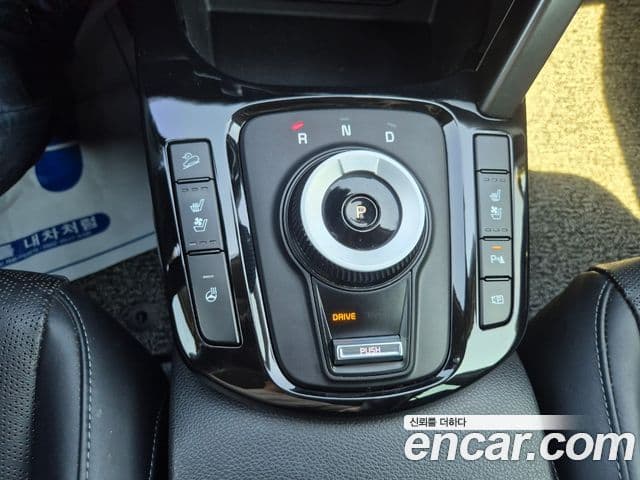 Kia The / новый New Seltos Signature, 2023 10