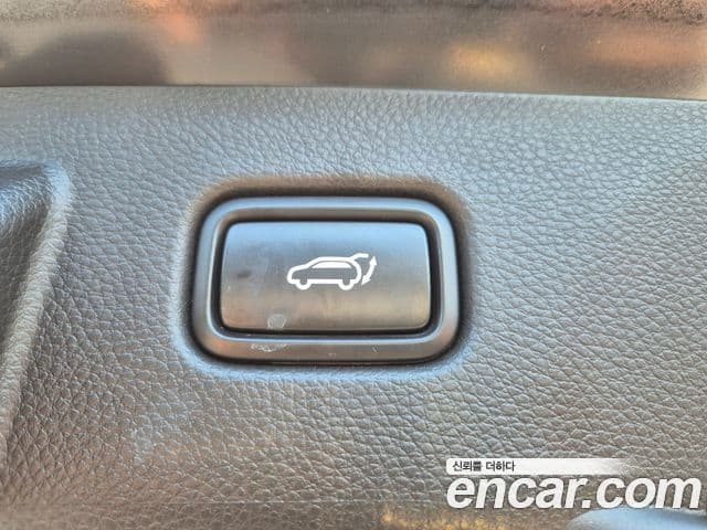 Kia The / новый New Seltos Signature, 2023 18