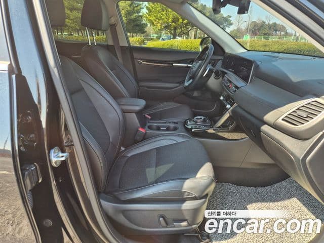 Kia The / новый New Seltos Signature, 2023 19