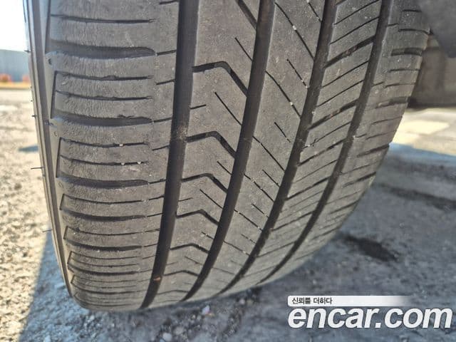 Kia The / новый New Seltos Signature, 2023 20