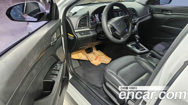 Hyundai Avante AD 1.6 LPI Smart(арендный автомобиль), 2018 15