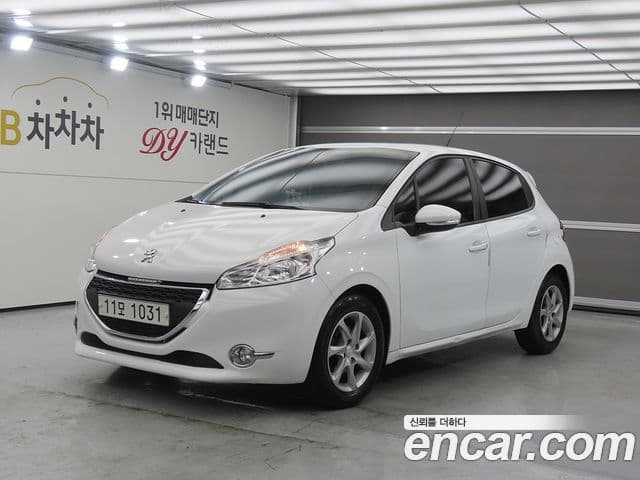Peugeot 208 1.4 e-HDi Eco 5도어, 2015 1