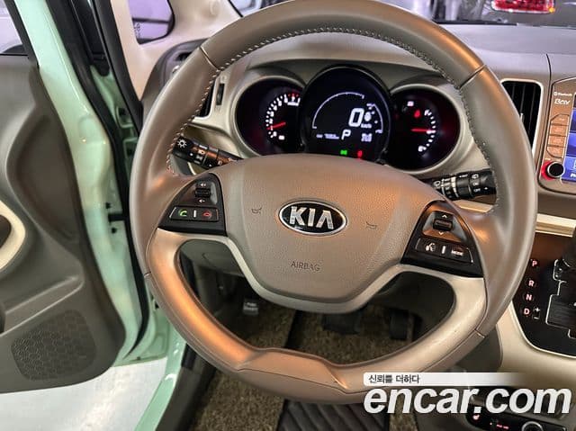 Kia Ray Luxury, 2013 8