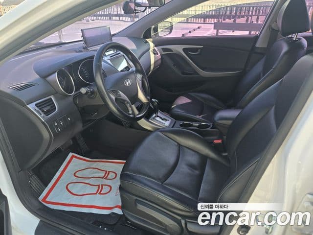 Hyundai Avante MD M16 GDI Avenue, 2014 9