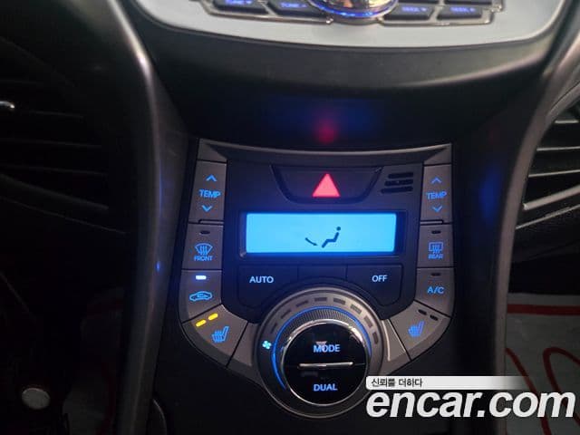 Hyundai Avante MD M16 GDI Avenue, 2014 17