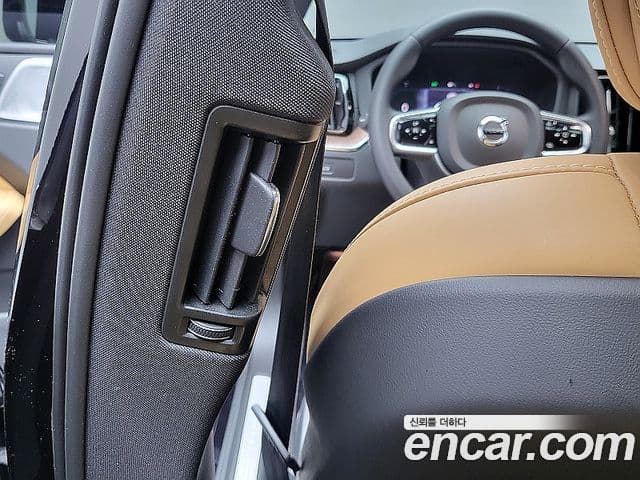 Volvo XC60 2세대 B6 Ultimate Bright, 2023 20