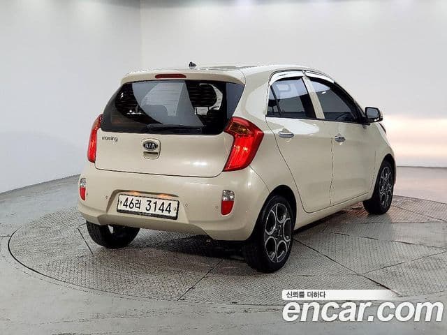 Kia All New Morning Luxury, 2012 4