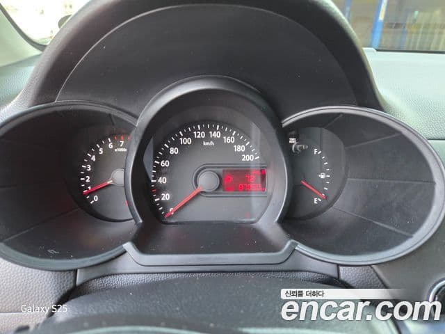 Kia All New Morning Luxury, 2012 12