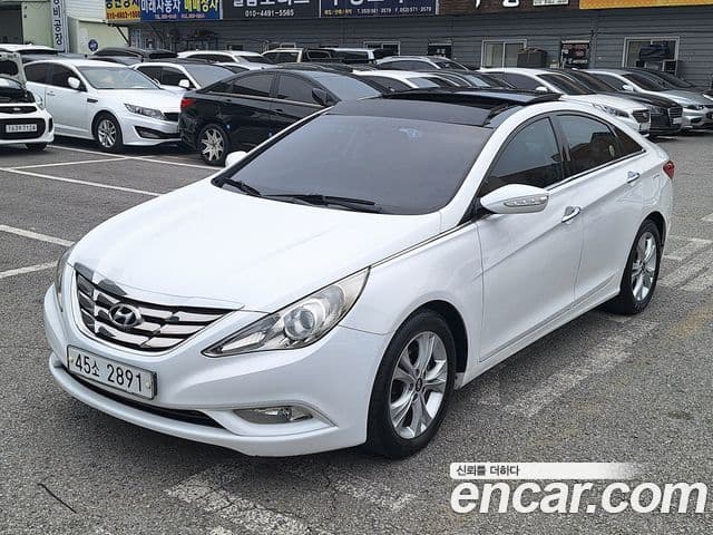Hyundai YF Sonata LPI Premier(для людей с инвалидностью), 2010 4
